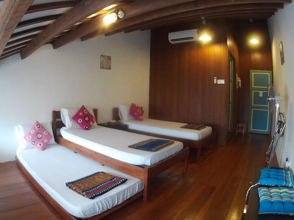 Lang Hoose Hotel George Town Bagian luar foto